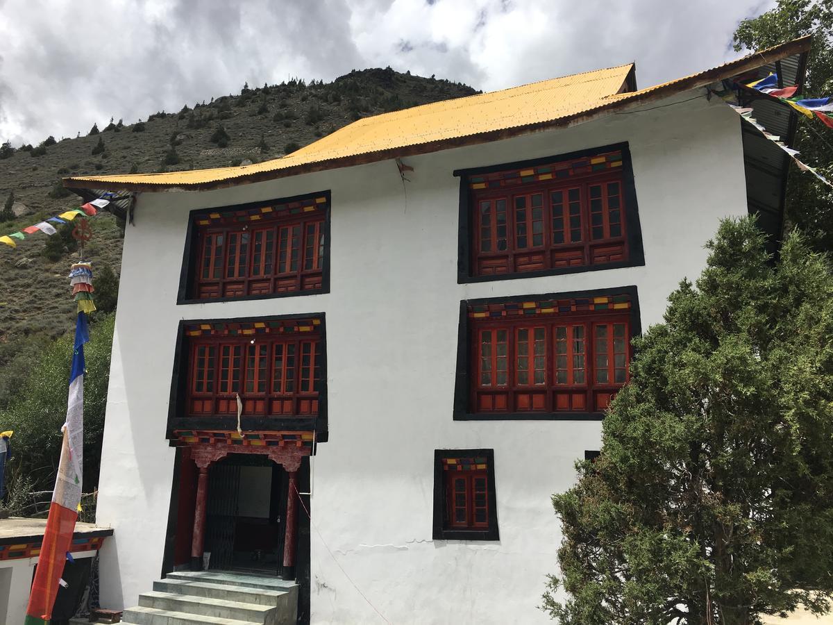 Gemoor Khar- Manor House Bed & Breakfast Jispa Exterior photo